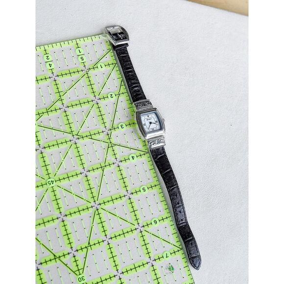 Brighton Vintage Waterford Reversible Watch Red Black Leather Retired 7" Gift - Picture 10 of 10